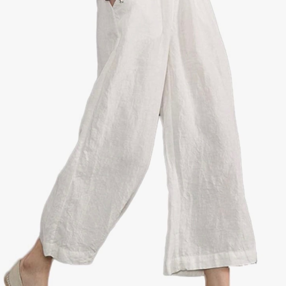 While women’s pants - size medium
